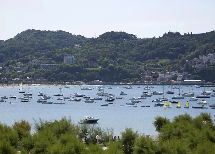 Playa De La Concha 10 By Feelfree