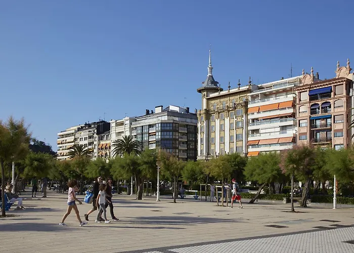 Playa De La Concha 10 By Feelfree San Sebastián