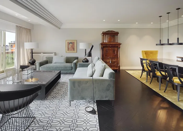 Playa De La Concha 10 By Feelfree San Sebastian