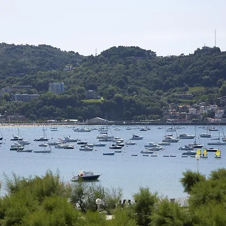 Playa De La Concha 10 By Feelfree